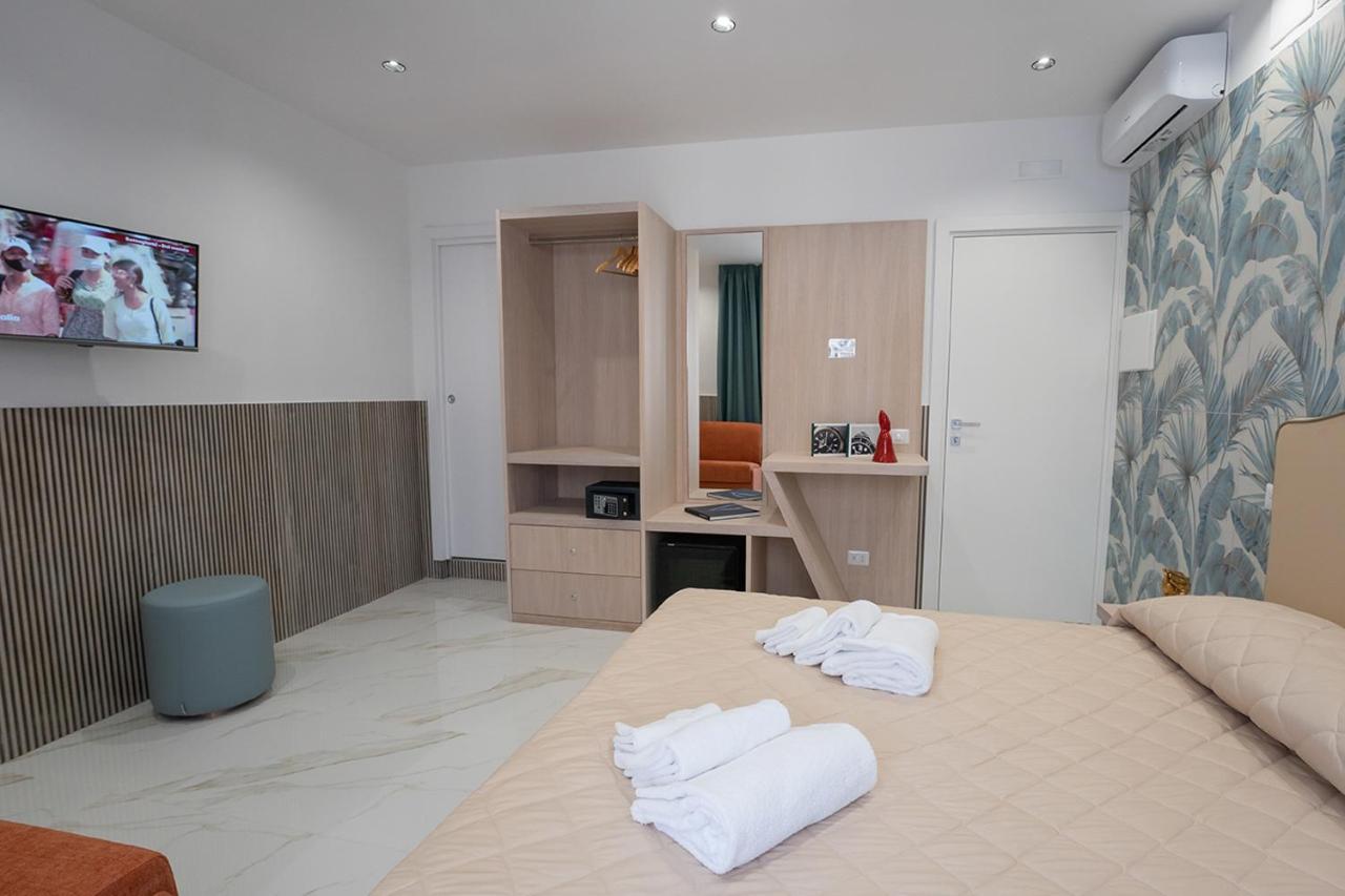 Pc Boutique H, Sea View By Clapa Group Hotel Naples Luaran gambar