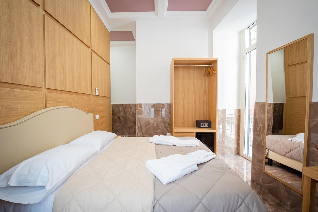 Pc Boutique H, Sea View By Clapa Group Hotel Naples Luaran gambar